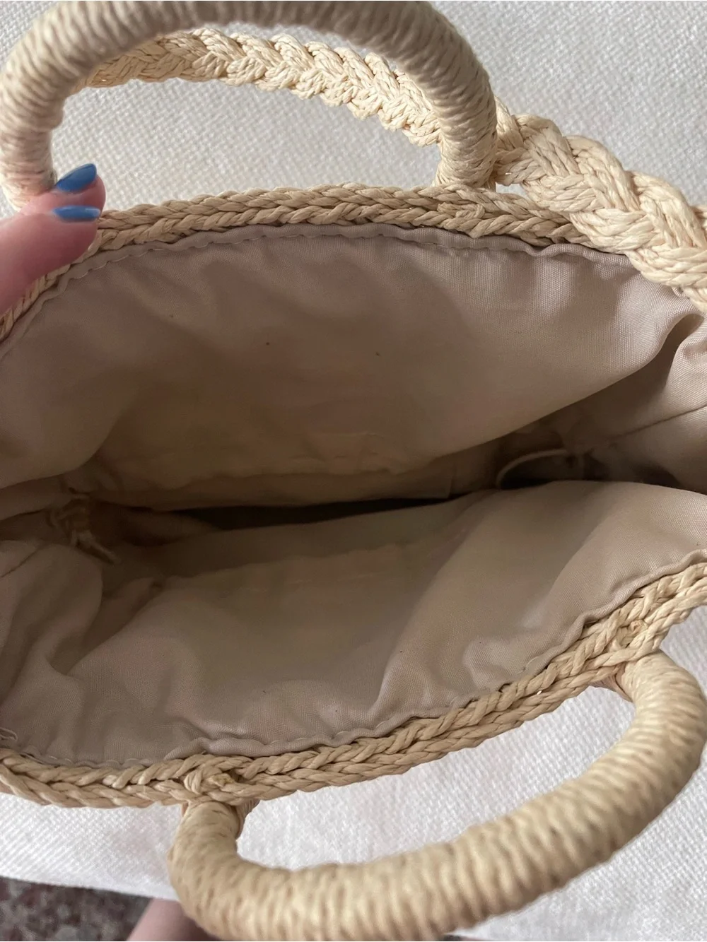 Other drawstring interior